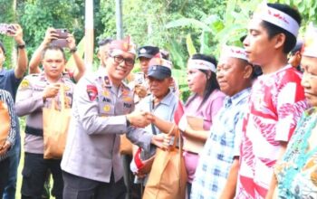 Jembatan Ranotongkor Kembali Terhubung, Polri Dorong Pembangunan Permanen