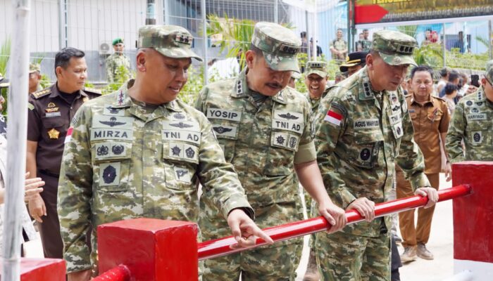 TNI Hadir untuk Rakyat, Kodam Merdeka Bangun 32 Jembatan Garuda dan 6 Titik Air Bersih