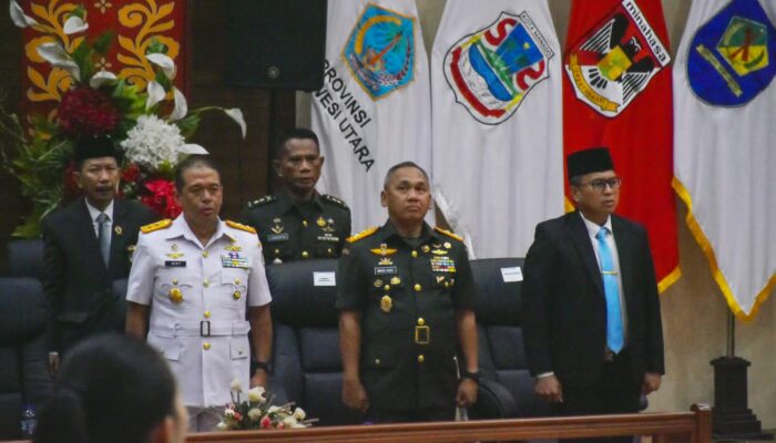 Mayjen Mirza Hadiri Rapat Paripurna DPRD Sulut