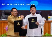 Menteri ATR/BPN Nusron Wahid dan Mendagri Tito Karnavian menandatangani Surat Edaran Bersama tentang integrasi NIB dan NOP untuk memperkuat data pertanahan dan PBB daerah.
