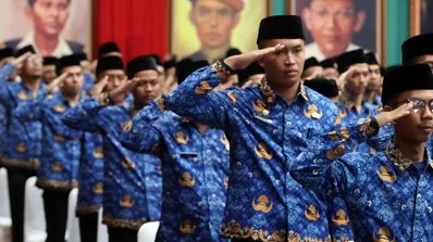 Anggota Komisi X DPR RI Stevano Rizki Adranacus mendorong guru PPPK di wilayah 3T mendapat prioritas dalam seleksi PNS 2027.