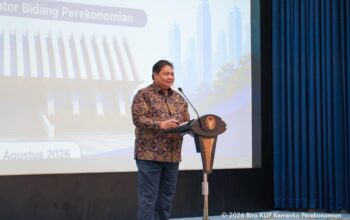 Menteri Koordinator Bidang Perekonomian Airlangga Hartarto mendorong UMKM memanfaatkan Program Magang Nasional 2026 untuk mendapatkan tambahan tenaga kerja.