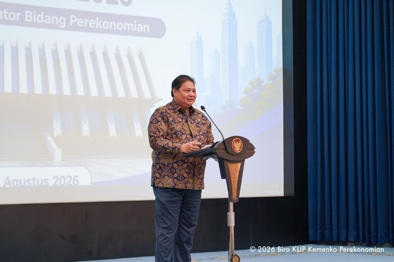 Menteri Koordinator Bidang Perekonomian Airlangga Hartarto mendorong UMKM memanfaatkan Program Magang Nasional 2026 untuk mendapatkan tambahan tenaga kerja.